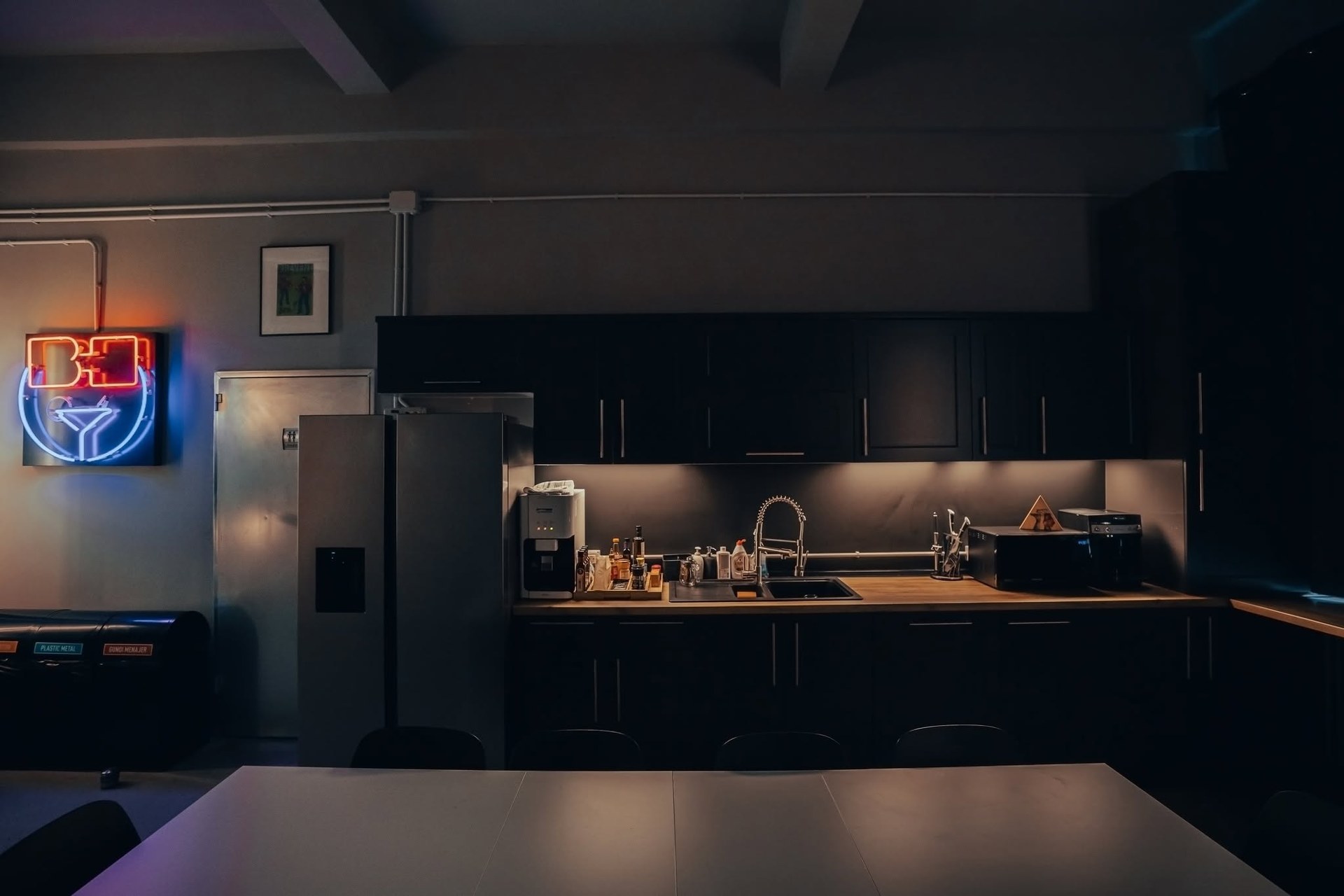 Digital Stage kitchen detail